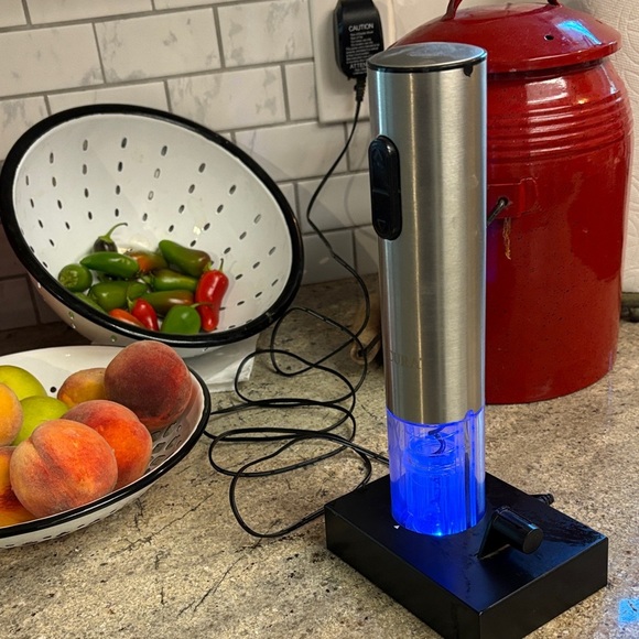 Stainless Steel Electric Wine Opener with Blue LED Light - Picture 2 of 6